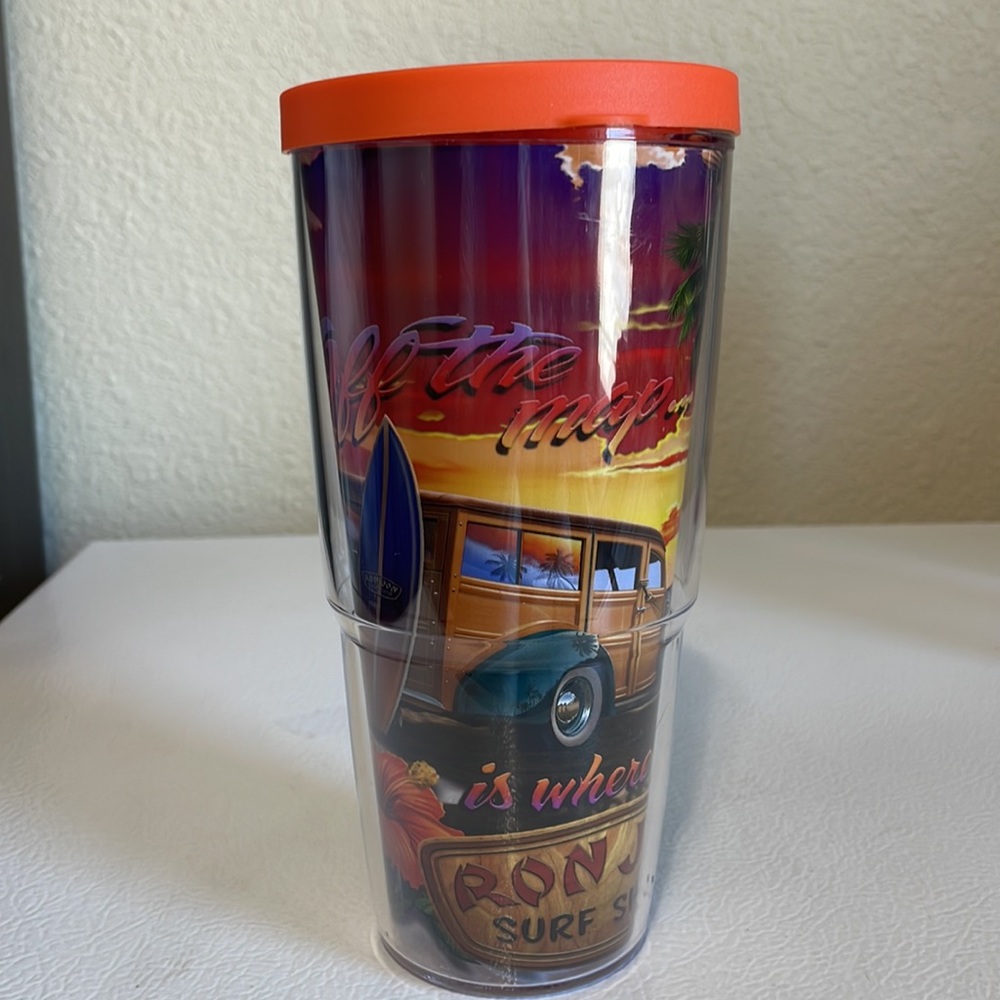 Tervis Double Wall Insulated Tumblers. Very Good Condition. 24 Ounces.